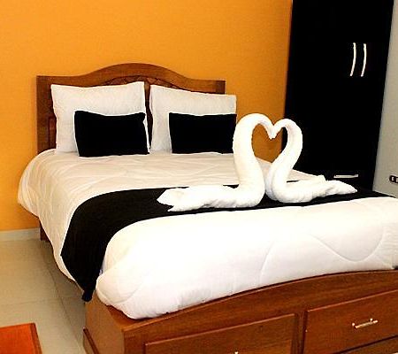 Hostal Universal Huaraz エクステリア 写真