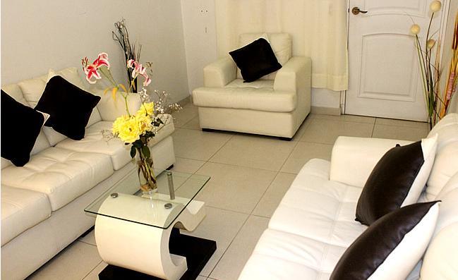 Hostal Universal Huaraz エクステリア 写真